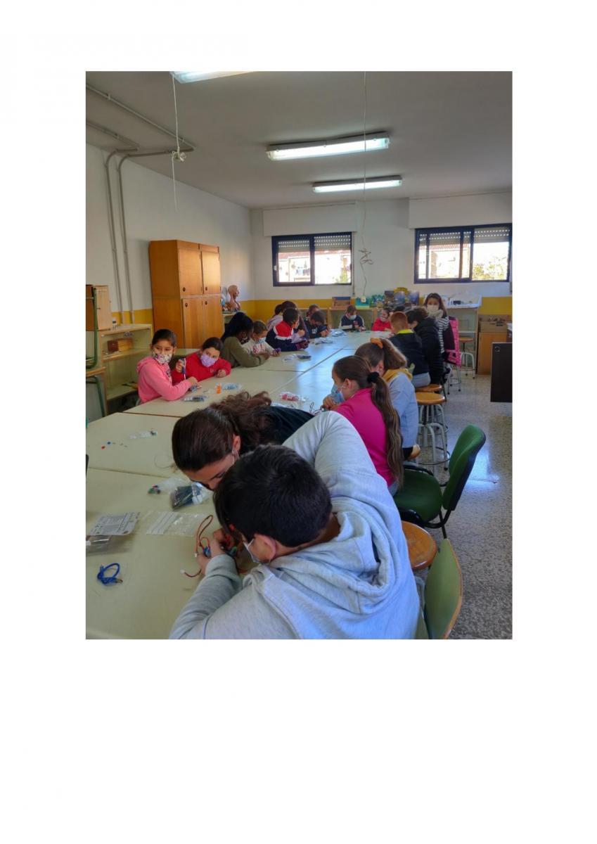 Memoria CEIP Antonio Machado-43 page-0001