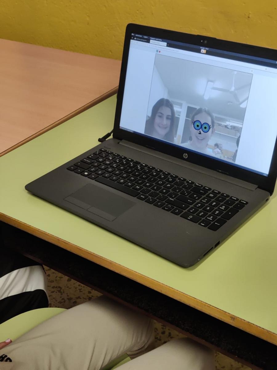 c6cb4f8d-0b24-4528-b617-d73c93b0c3f3 (1)