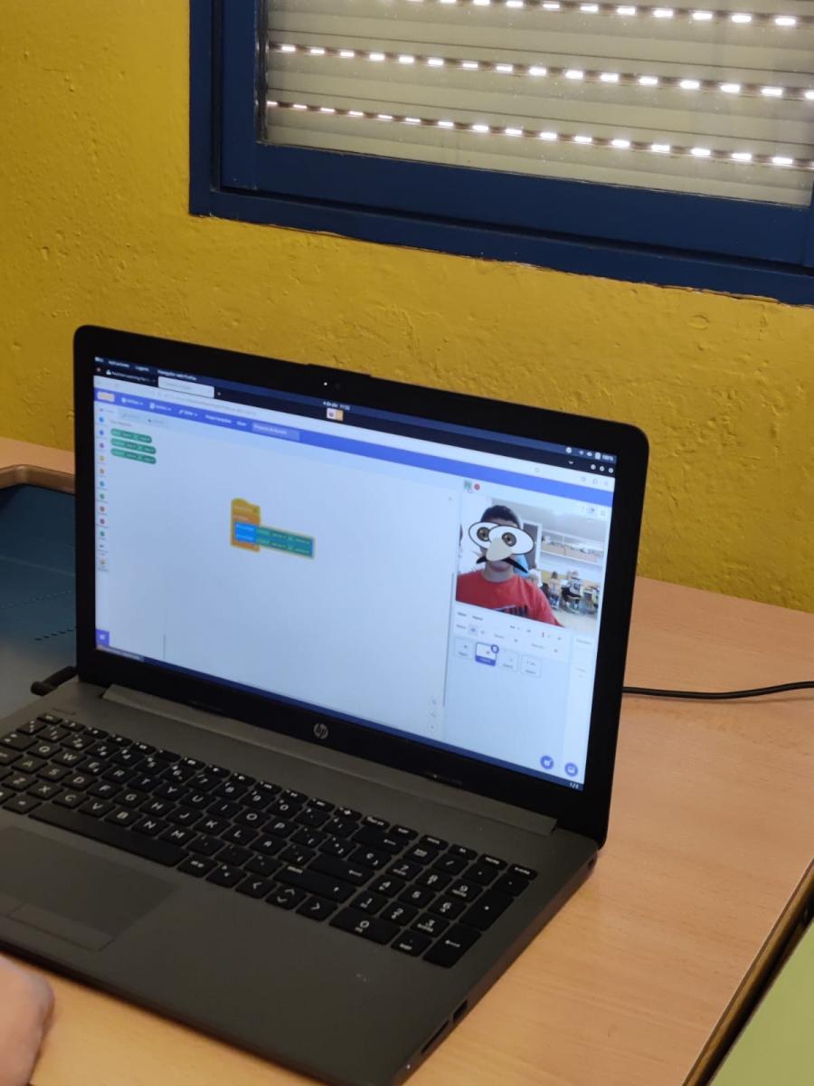 d7d7d478-b6e2-48d5-96cc-afceea6f71cb (1)