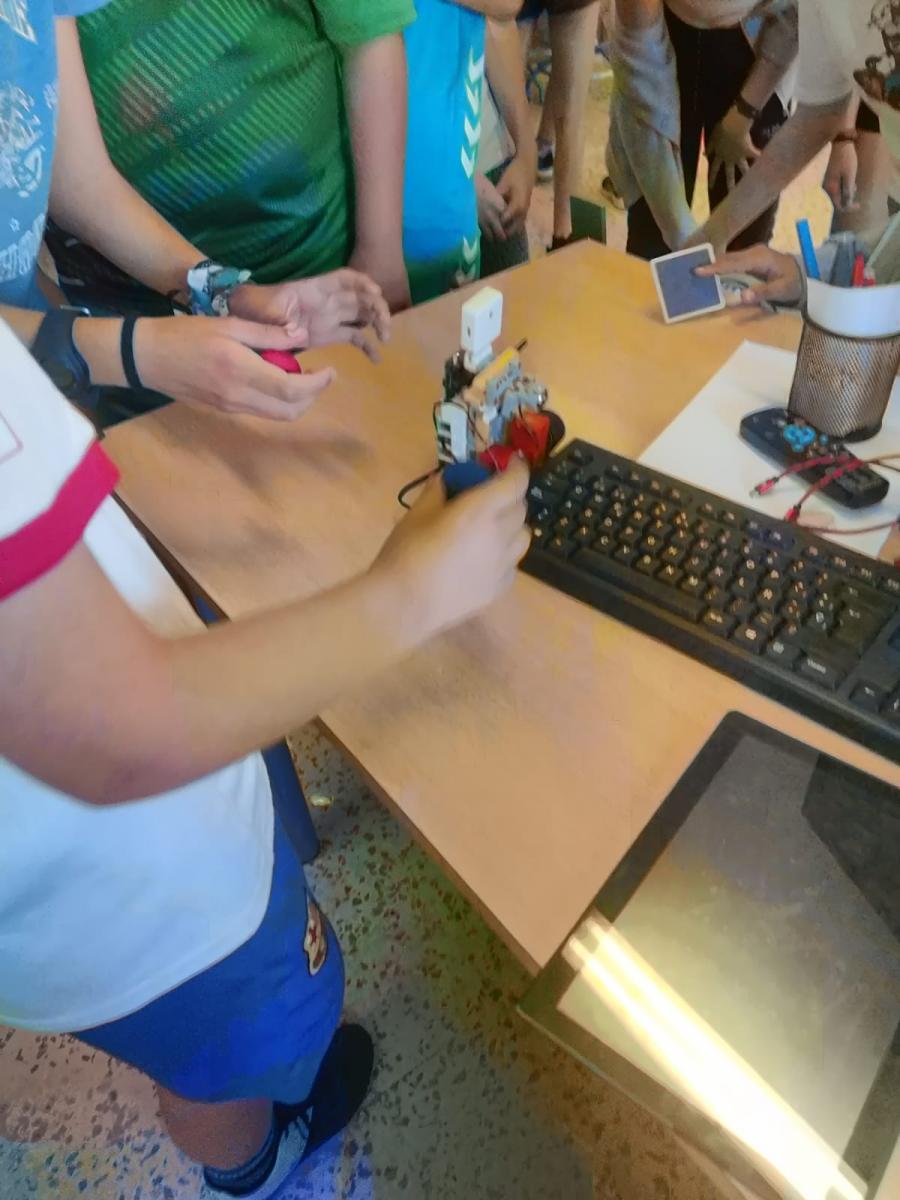 fec180b9-fee7-45d5-bd0d-5dcdc3696e63