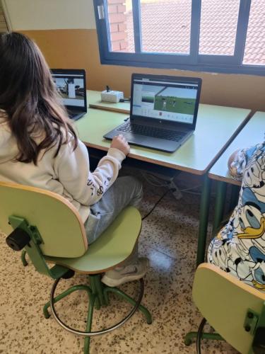 2e4706ae-6a85-4d49-9d86-20915eab575a (1)