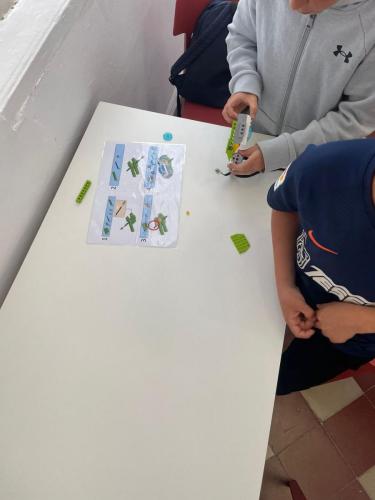 4f618303-756f-436f-a8b1-122497f1b40c (1)